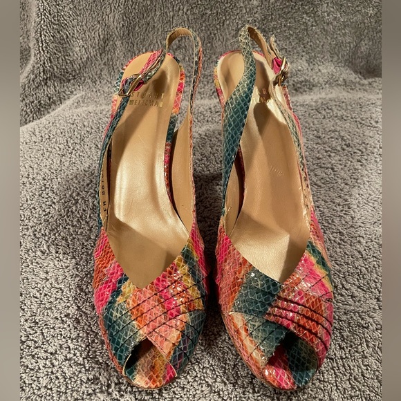 Heels - Picture 2 of 7